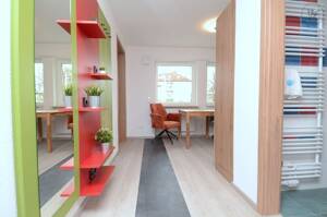 Moderne, möblierte 2 Zimmerwohnung in sehr zentraler Lage von Ulm – 89077 Ulm – Vorschaubild 4