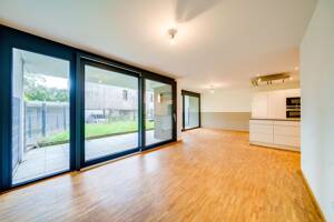 Gepflegte Gartenwohnung mit eigenem Außenbereich, Aufzug & Tiefgarage - komfortables Wohnen auf einer Ebene – 88677 Markdorf – Vorschaubild 3