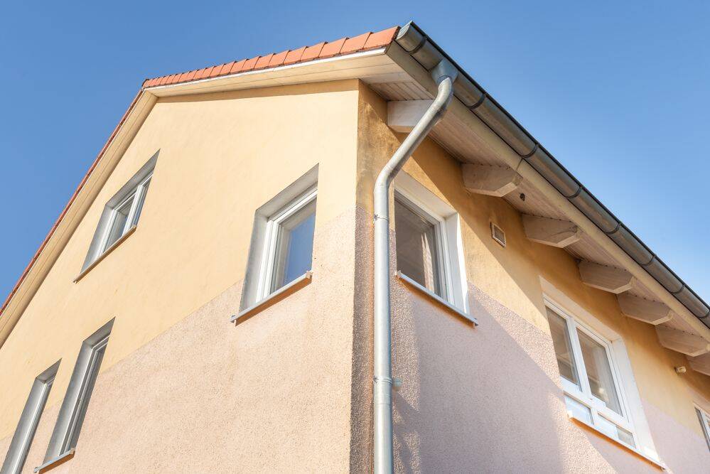 Hannover: Wohnen wie im Haus - Energieeffiziente Maisonette mit Atelier, großem Balkon & Garage. – Hannover – Vorschaubild 9