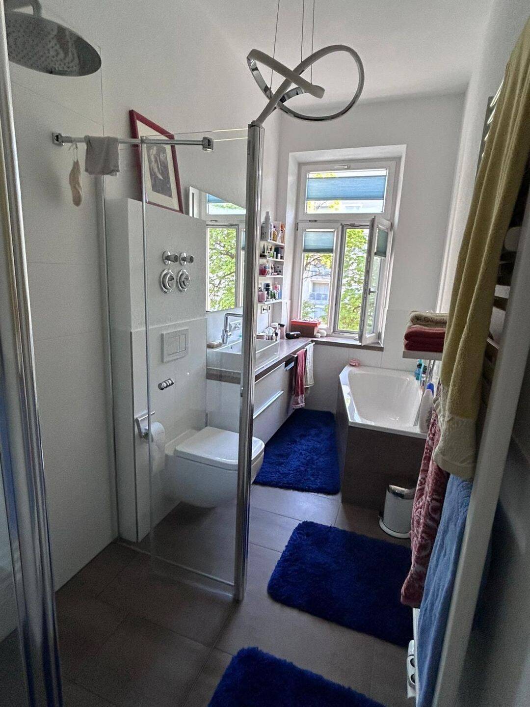 Exklusiver kernsanierter Altbau mit Balkon & beeindruckendem Wohnbereich im beliebten Ulmer Osten – Ulm – Vorschaubild 3