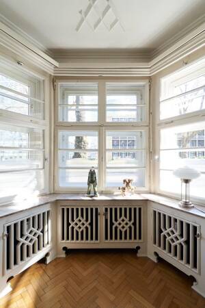 Eleganter Altbau in ruhiger Rheinlage – 40474 Düsseldorf – Vorschaubild 3