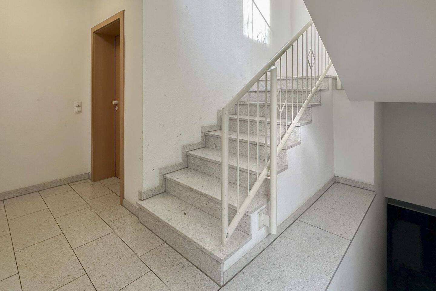 Bezugsfreie 1-Zimmer-Wohnung mit Stellplatz in begehrter Lage von Bonn-Ippendorf – Bonn – Vorschaubild 6