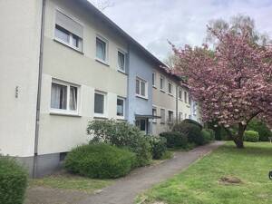 Preisgünstige und interessante 3-Zimmer-Wohnung