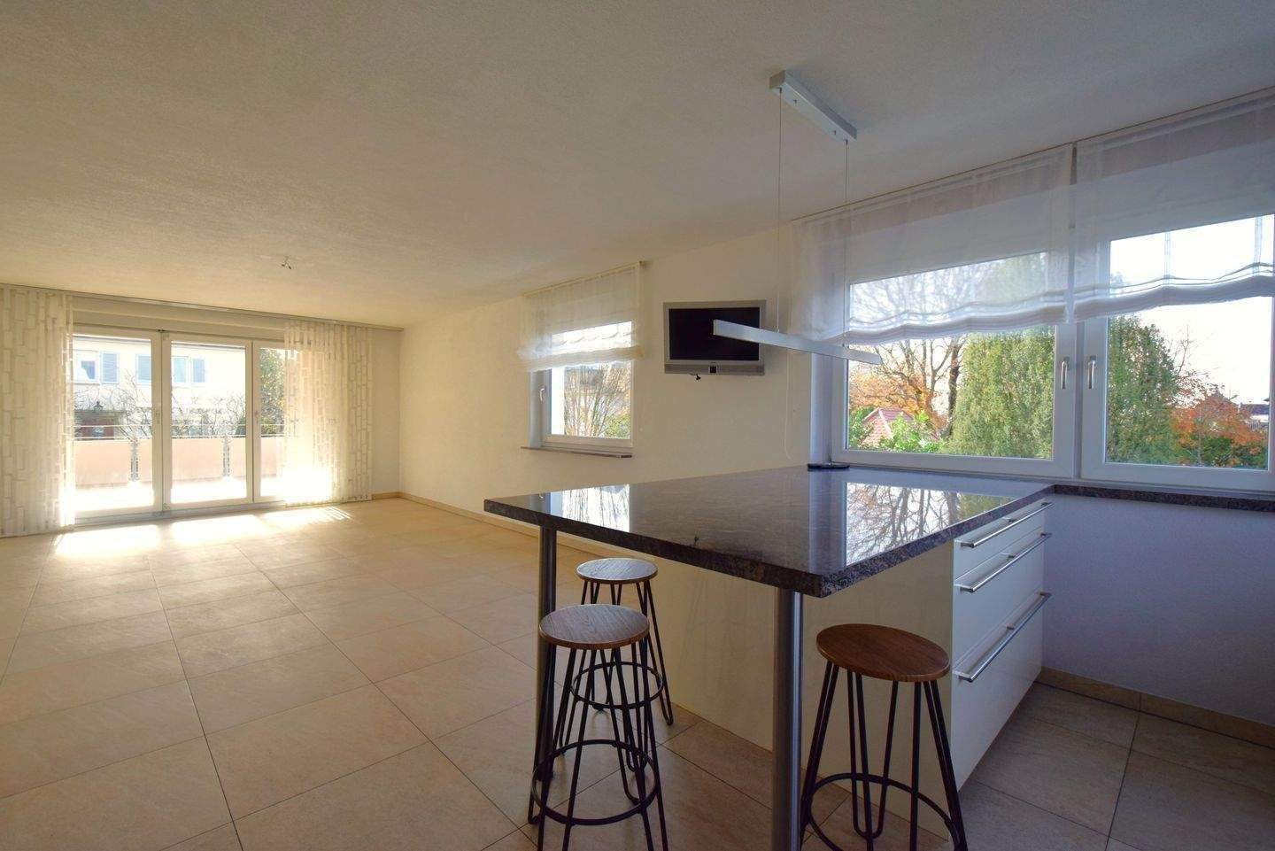 Luxuriöser Familientraum mit XL-Sonnenbalkon im Heilbronner Osten – Heilbronn – Vorschaubild 8