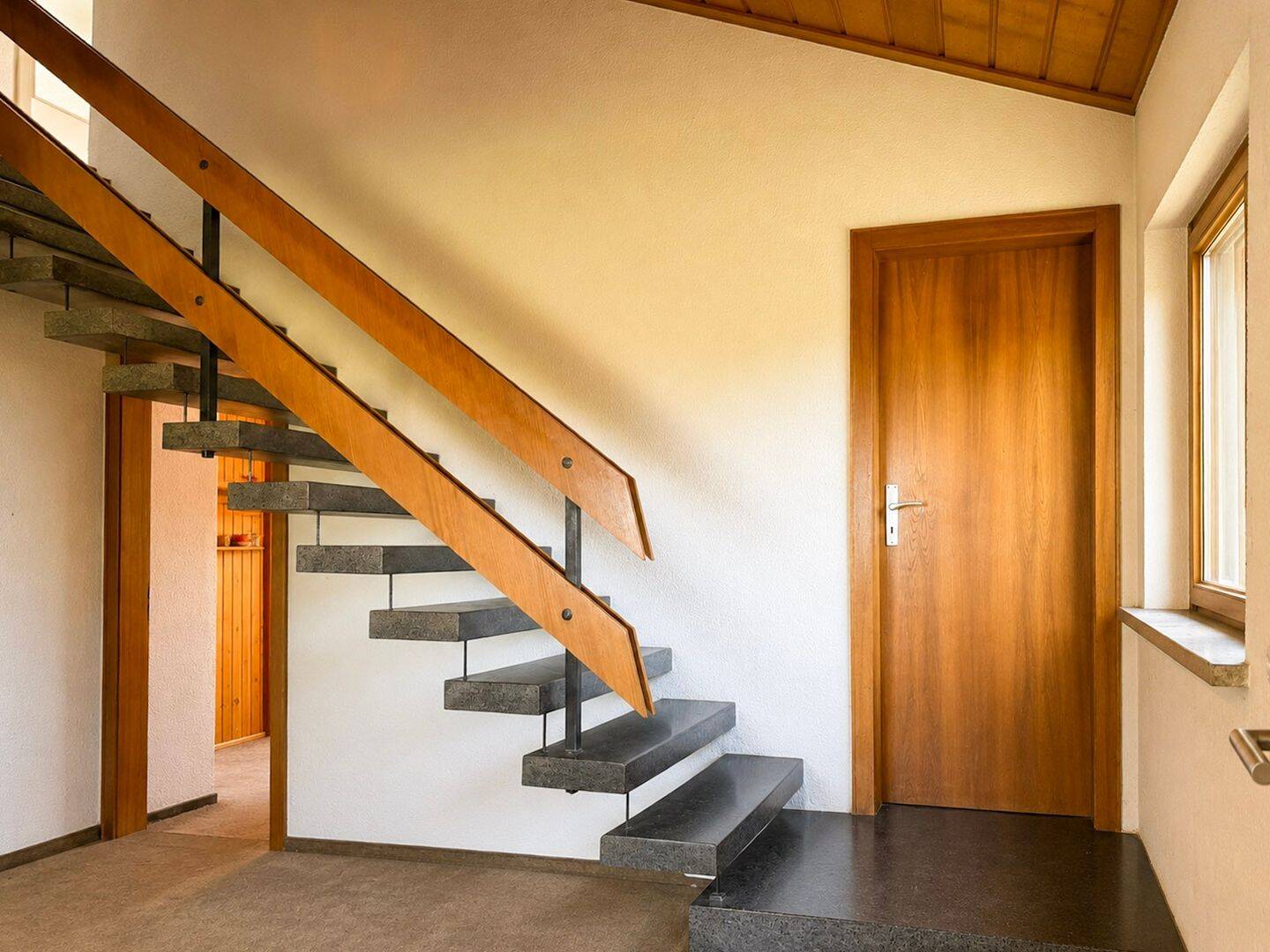 Pool | Feldrand | traumhafte Weitsicht | Gartenidylle pur | Garage | Privatstraße – Leipzig – Vorschaubild 7