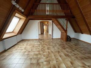 *** Wohnung mit Aussicht in HN-Böckingen: 121m², 4,5 Zi., 2 Bäder, Balkon, Gartennutzg, Garage *** – 74080 Heilbronn – Vorschaubild 9