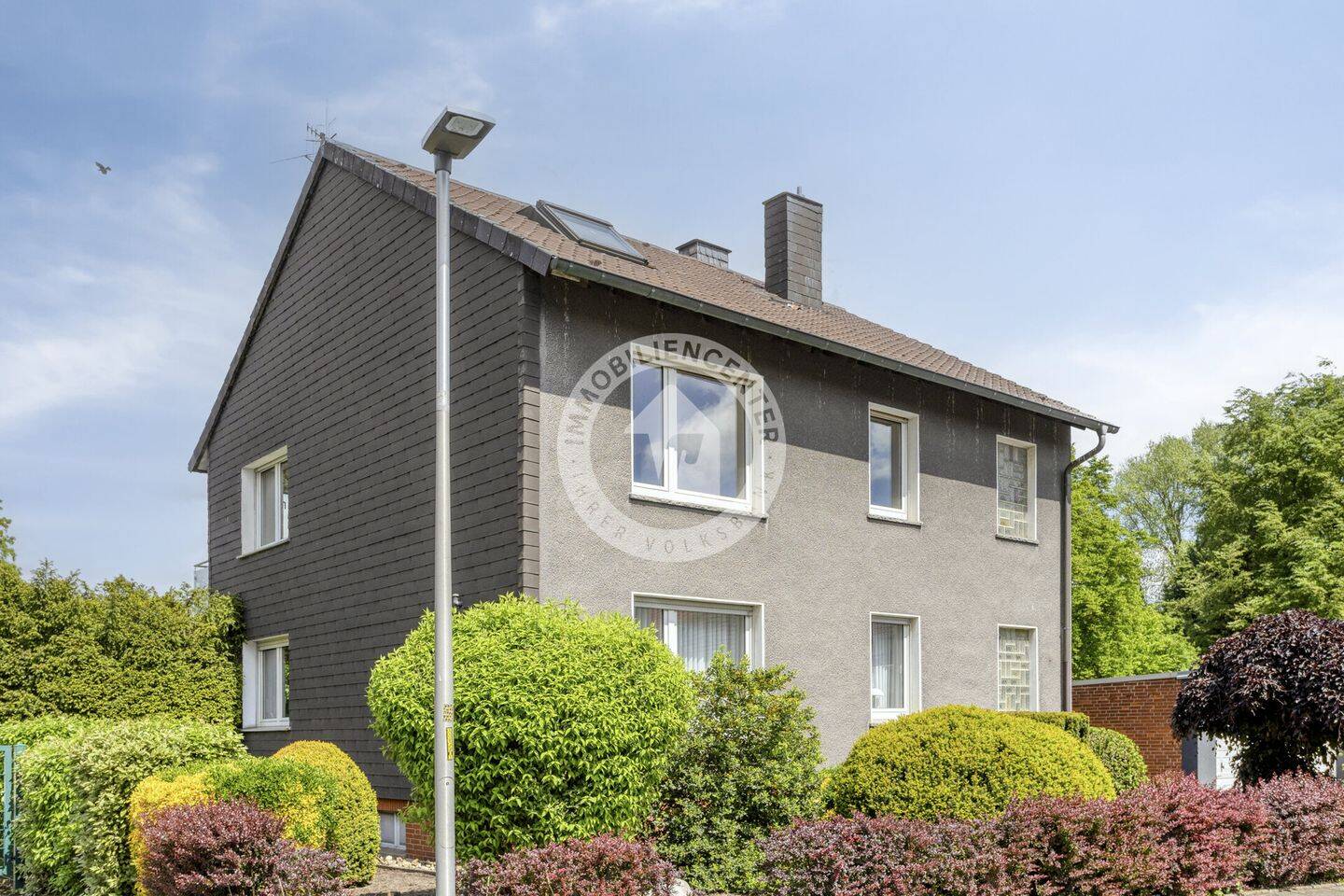 Viel Platz für Generationen - Zweifamilienhaus mit traumhaftem grünen Garten in ruhiger Lage – Hamm – Vorschaubild 4