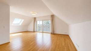 Charmante Drei-Zimmer-Wohnung in ruhiger Lage mit Garage – 60389 Frankfurt am Main – Vorschaubild 6