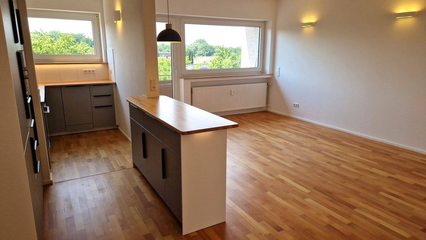 2-ZKB mit Studio-Charakter & Weitblick ins Grüne, Ersteinzug nach Sanierung, Küche, Balkon, Garage – Münster – Vorschaubild 8
