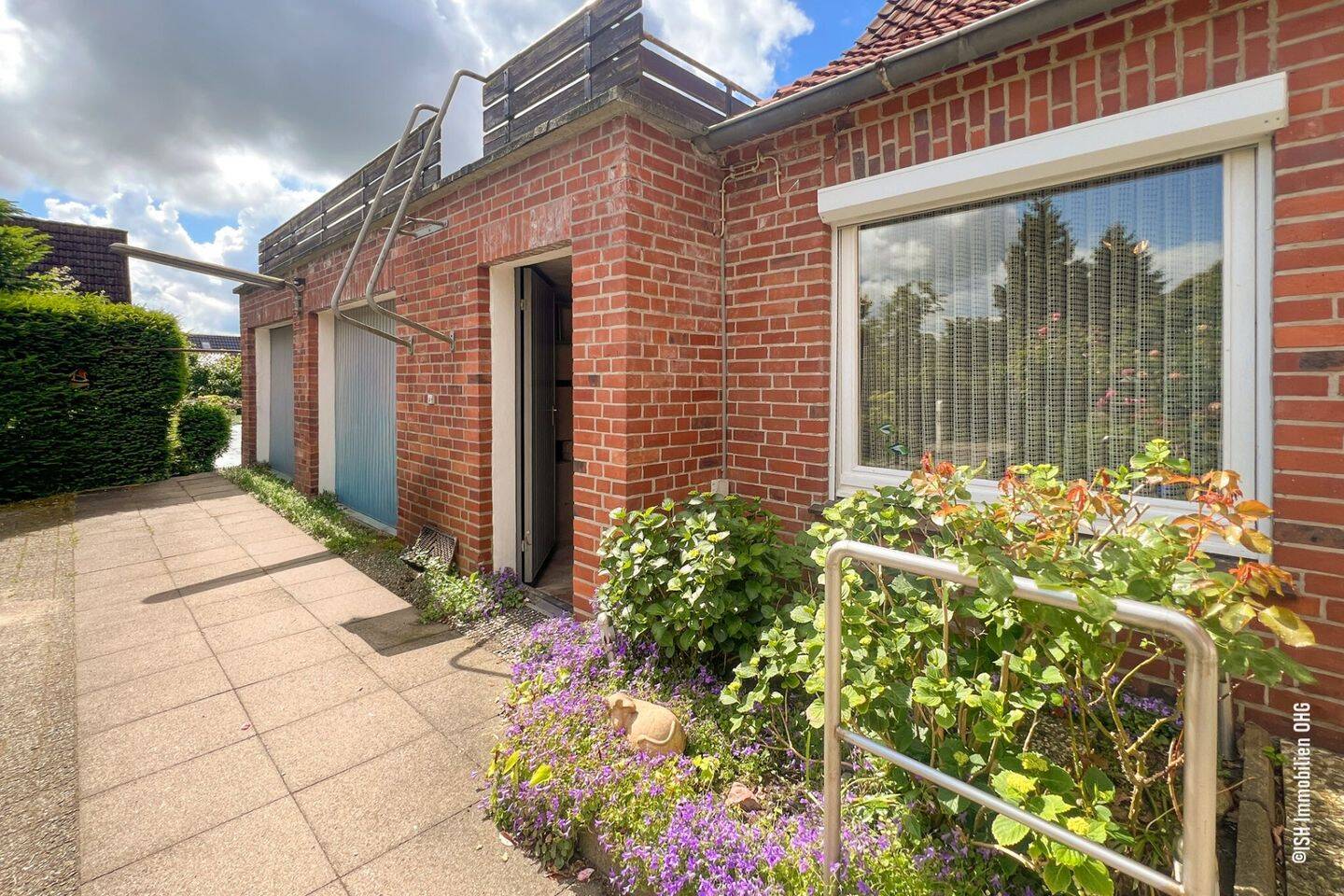 Gepflegtes Reihenhaus mit Garage und Terrasse – Buxtehude – Vorschaubild 3