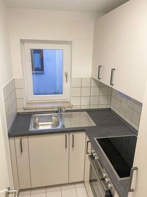 Renovierte 1,5-Zimmer-Gartenwohnung in München - für Eigennützer oder Kapitalanleger, provisionsfrei – 80997 München – Vorschaubild 2