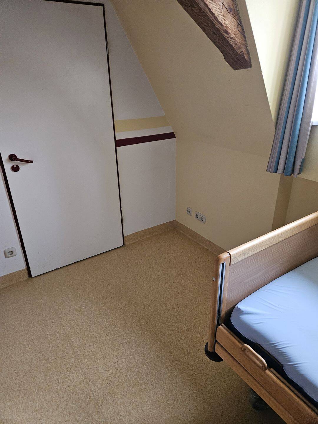 Pflegeapartment im Schloss Fellheim – Fellheim – Vorschaubild 2