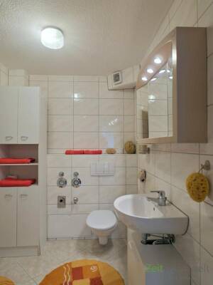 (EF1090_M) Erfurt: Marbach, neu möblierte 2-Zimmer-Wohnung mit separatem Hauseingang, WLAN inklusive – 99092 Erfurt – Vorschaubild 5