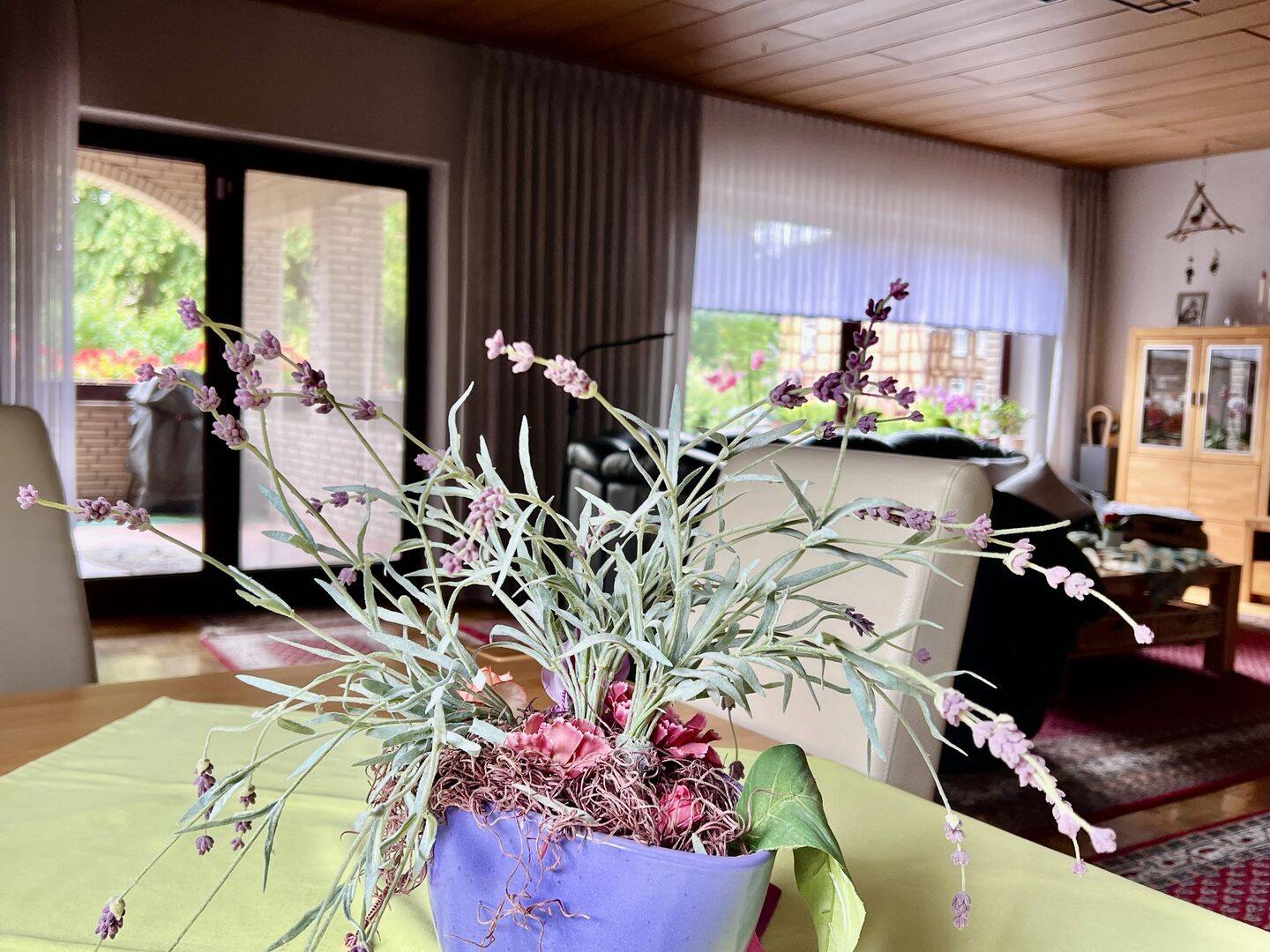 Wunderschönes modernisiertes 1 bis 2- Familienhaus mit großer PV in Toplage Burgdorf Westerlinde! – Burgdorf – Bild 1 von 9