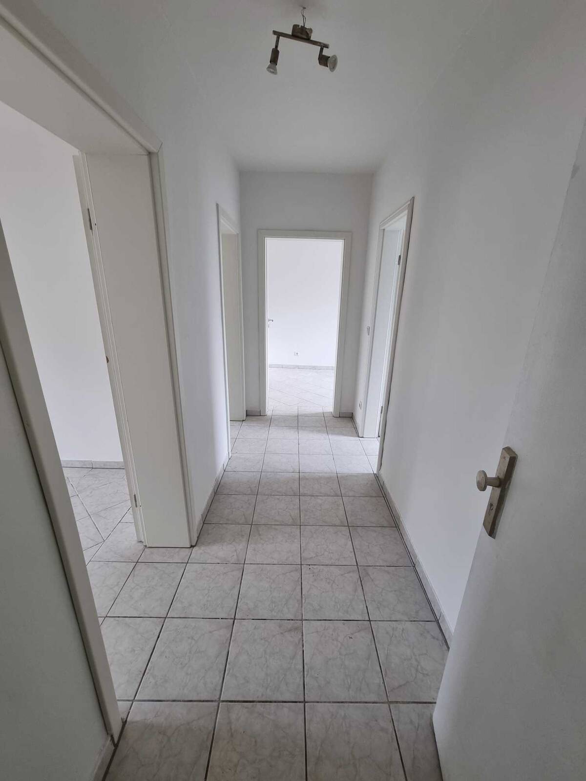 Nordsternpark um die Ecke! Schöne helle Wohnung im 2.OG in GE-Horst sucht Mieter - 3,5 Zi. 65m² mit Fensterbad – 45899 Gelsenkirchen – Bild 1 von 9