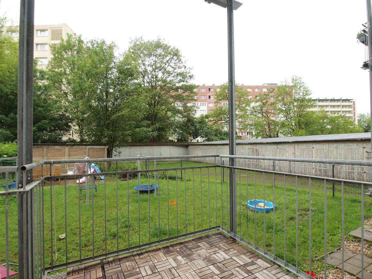 Erstbezug nach Sanierung! WG-geeignet + Wohnen am Campus... 2 Zimmer + EBK + Balkon + Bad mit Wanne + Gäste-WC+ schöner Garten – Chemnitz – Vorschaubild 6