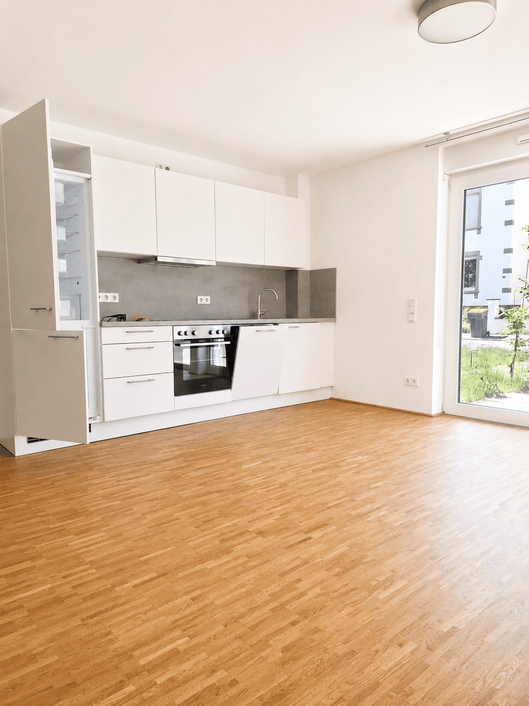 Attraktive 1-Zimmerwohnung mit Terrasse und EBK – Saarbrücken – Vorschaubild 2