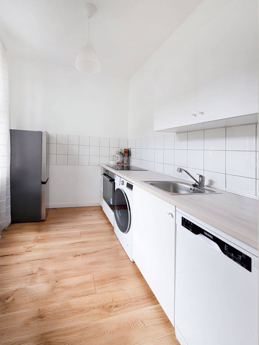 Kleine, feine Single-Wohnung in Bestlage am Boxhagener Platz – Berlin – Vorschaubild 4