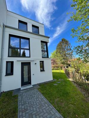 Stadtreihenhaus zur Miete in Gussau 97b in Volksdorf – 22359 Hamburg – Vorschaubild 2