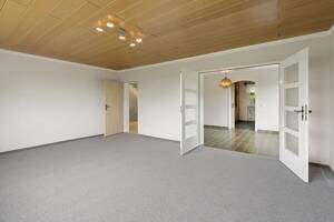 Einfamilienhaus mit riesigem Grundstück in Paderborn-Neuenbeken – 33100 Paderborn – Vorschaubild 6