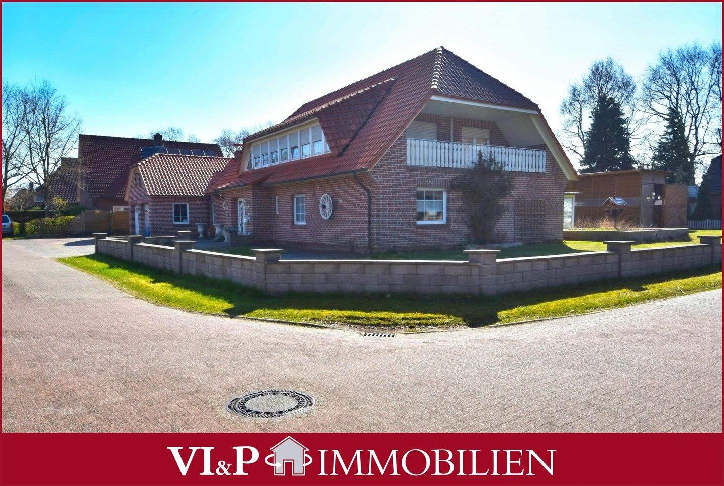 NEUER PREIS - Großzügiges Ein-Zweifamilienhaus auf 400 m² Wohnfläche – Aurich – Bild 1 von 9