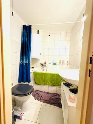 Charmante 2-Zimmer-Wohnung mit Balkon in begehrter Erlanger Wohnlage – 91056 Erlangen – Vorschaubild 4