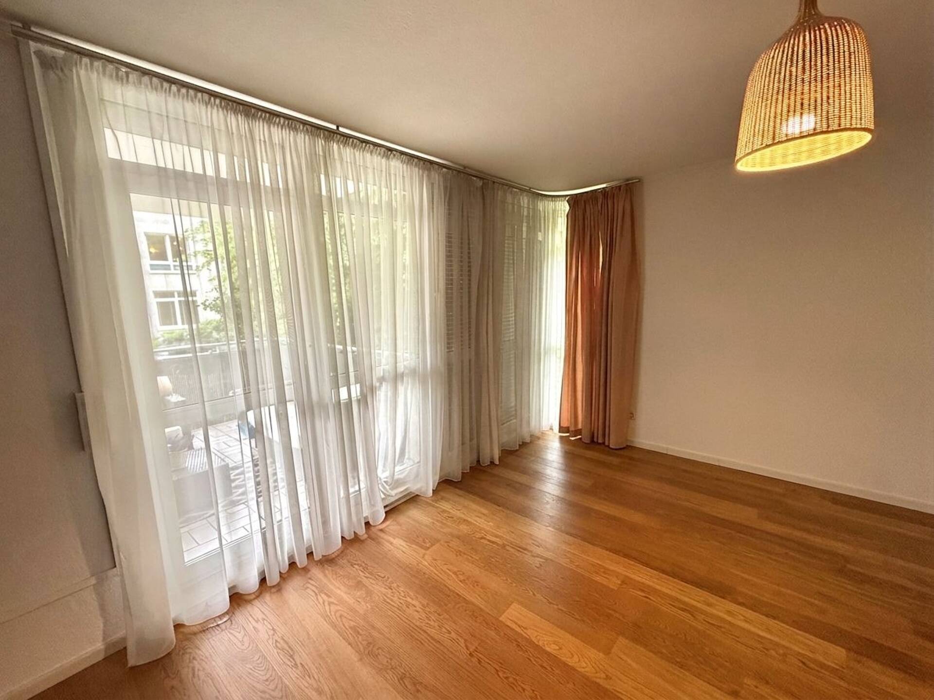 Erdgeschosswohnung in 50968 Köln / Marienburg mit 141 m² kaufen