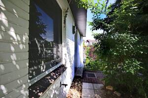 SCHÖNER WOHNEN ! | NAHE HARBURGER STADTPARK und AUßENMÜHLENTEICH mit eigenem ZAUBERHAFTEM GARTEN | HELLE ETW mit TERRASSE und Garage | EBK Altbestand – 21077 Hamburg – Vorschaubild 8