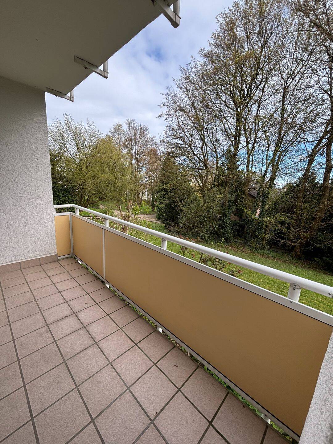 Renovierungsbedürftige 2-Zimmerwohnung in Aachen mit tollem Blick ins Grüne! – Aachen – Vorschaubild 5