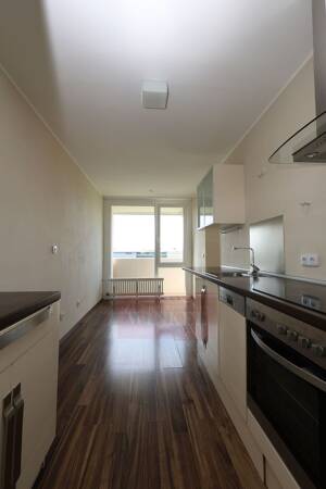 Helle 2-Zimmerwohnung mit Loggia, Einbauküche, Wannenbad und Außenstellplatz -Heiderhof- – 53177 Bonn – Vorschaubild 3