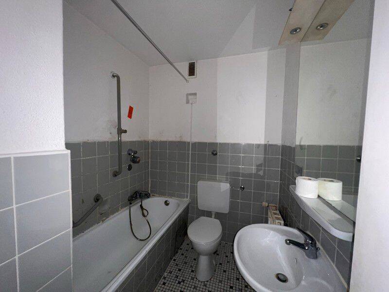 Noch in Renovierung: 3-Zimmer-Wohnung mit Balkon in zentraler Lage – Osnabrück – Vorschaubild 7