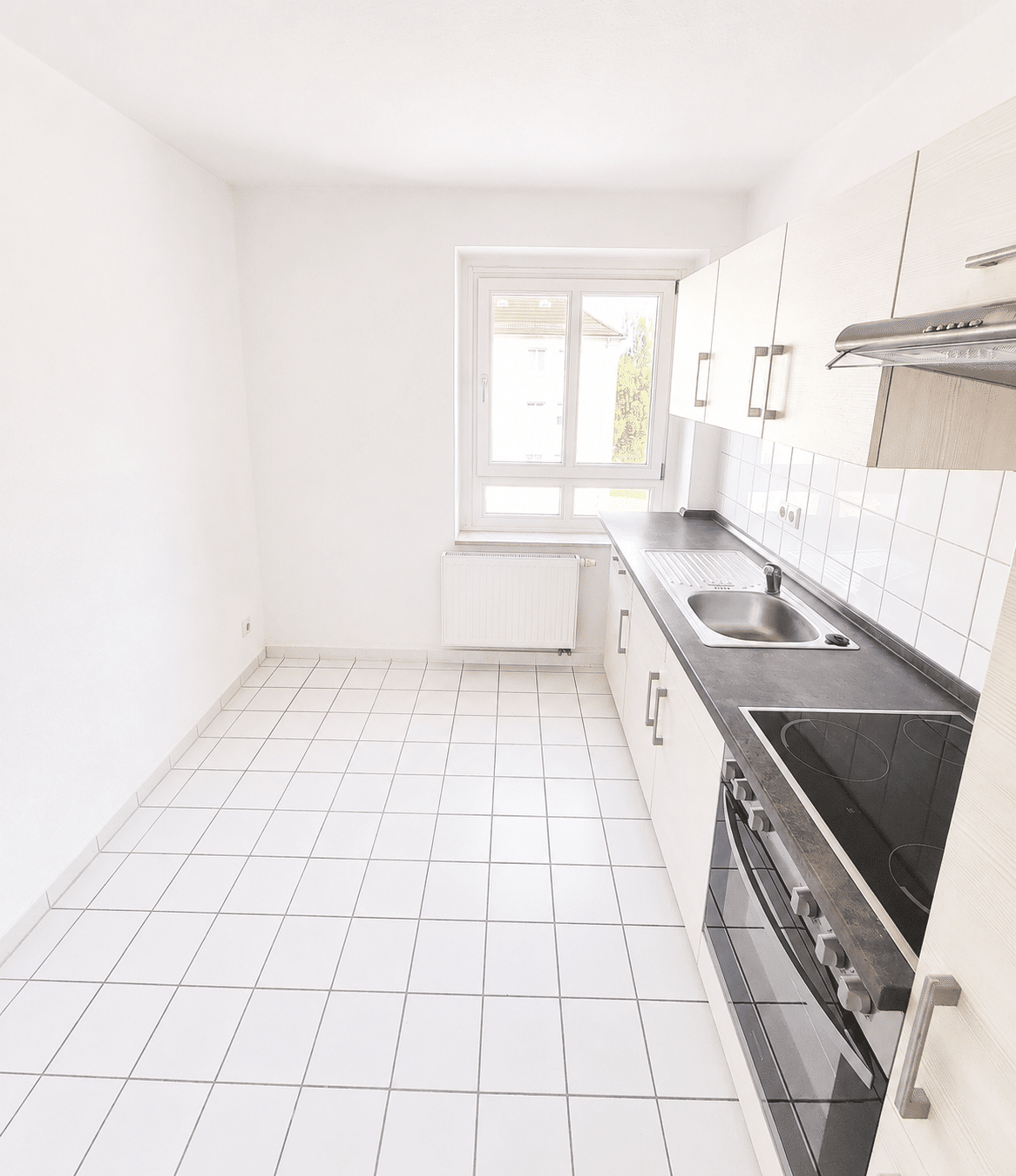 3- Zimmer mit Balkon WG geeignet und EBK :) in zentraler Lage von Chemnitz – Chemnitz – Vorschaubild 4