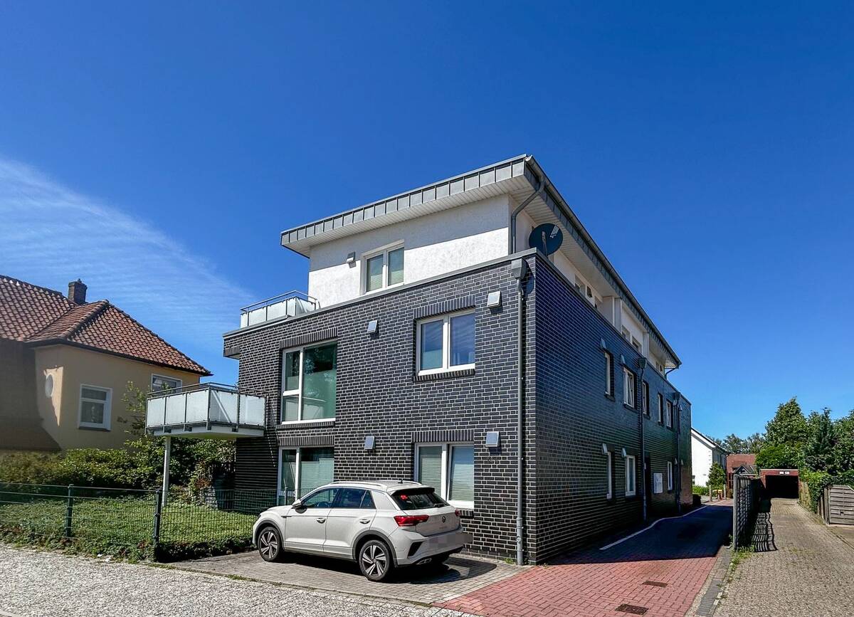 Modernes Mehrfamilienhaus in Universitätsnähe - nachhaltige Investition mit hoher Vermietbarkeit! – 26129 Oldenburg – Bild 1 von 9