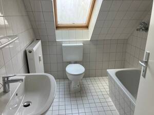 Charmante 3,5-Zimmer-Wohnung in ruhiger Lage – 45899 Gelsenkirchen – Vorschaubild 3