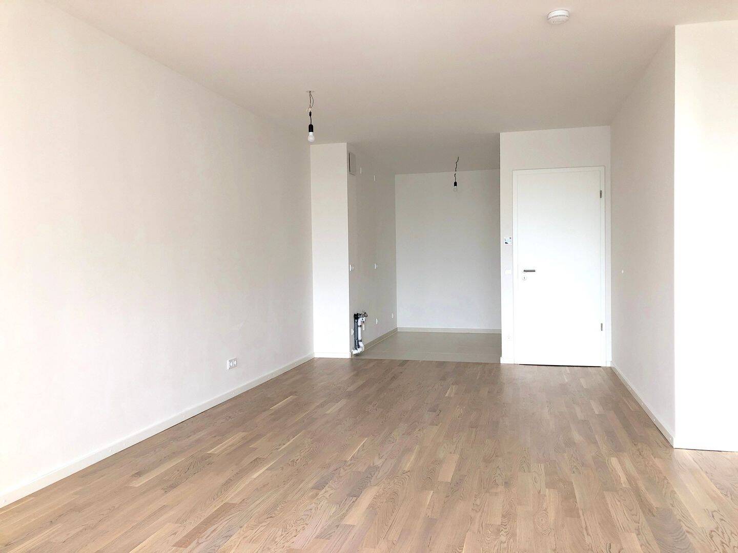 Hell, hübsch, modern,: 2 Zi. mit Balkon & Parkblick + Küche – München – Vorschaubild 3