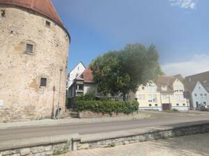 Idyllisch gelegene 3-Zimmer-Whg, an der Enz in Vaihingen, am Rand der Innenstadt, frei ab 1.11.26 – 71665 Vaihingen an der Enz – Vorschaubild 2