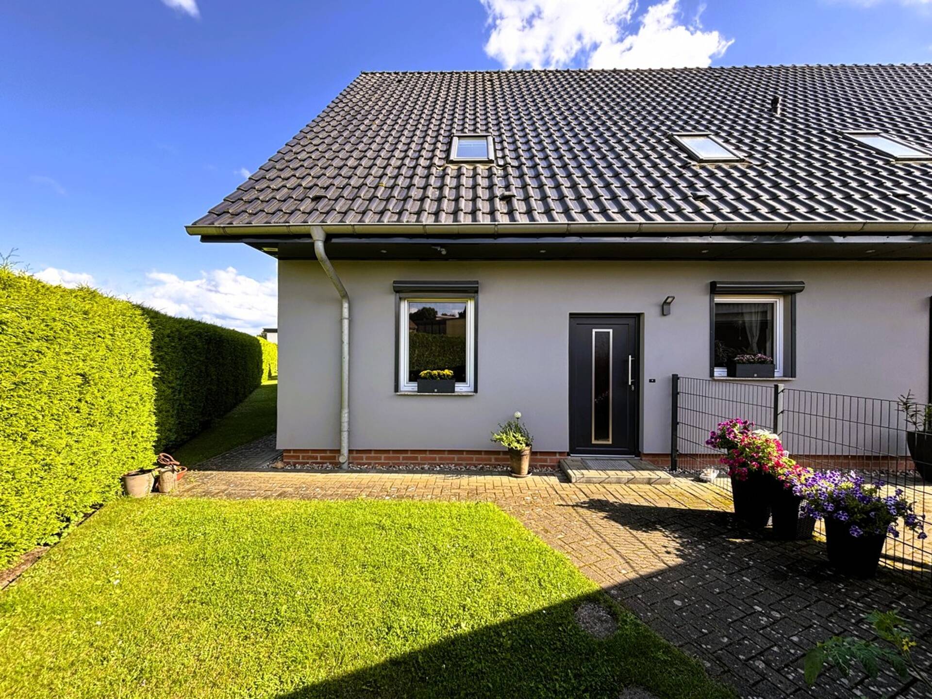 Einfamilienhaus in 17235 Neustrelitz mit 319 m² kaufen