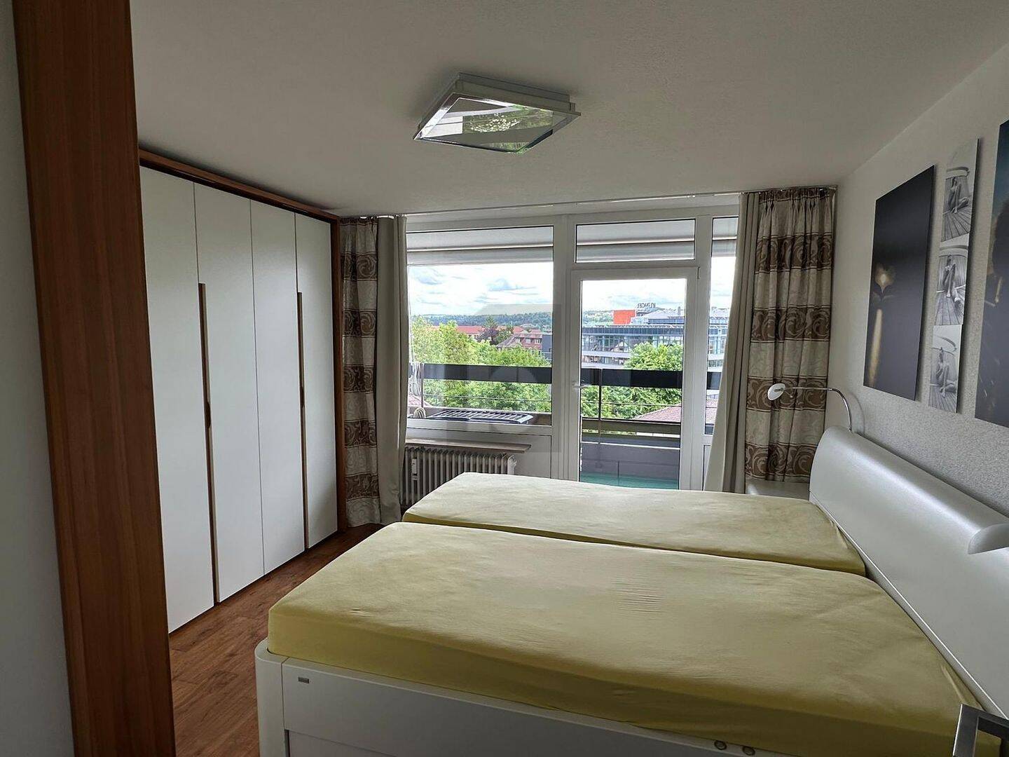 FAMILIENGLÜCK MIT TRAUMHAFTEM AUSBLICK – Pforzheim – Vorschaubild 3