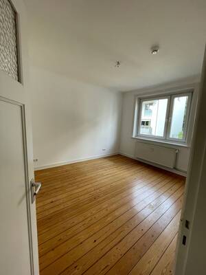 Schöne 3-Zimmer-Wohnung zentral in Eimsbüttel – 22525 Hamburg – Vorschaubild 2
