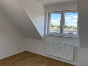 Moderne 2-Zimmer-Dachgeschosswohnung in ruhiger Lage nahe der Universität – 26129 Oldenburg – Vorschaubild 9