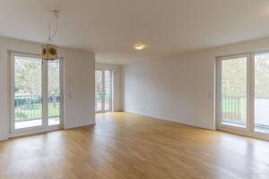 Schöne Eigentumswohnung mit zwei Balkonen und Tiefgaragenstellplatz – 22337 Hamburg – Vorschaubild 8