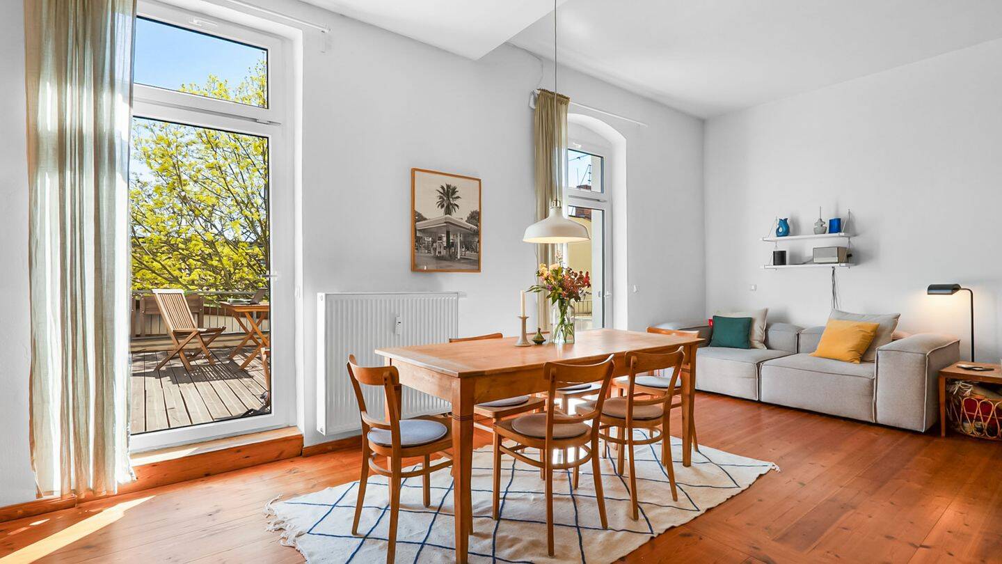 Urban wohnen in Friedrichshain - sonnige Terrassenwohnung mit zwei Balkonen