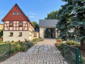 Von der Scheune zum Traumhaus - Dreiseithof im Schönfelder Hochland zum Kauf!