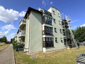 Vermietete 4-Zimmer-Wohnung mit Tiefgaragenstellplatz – 1156 Dresden – Vorschaubild 2