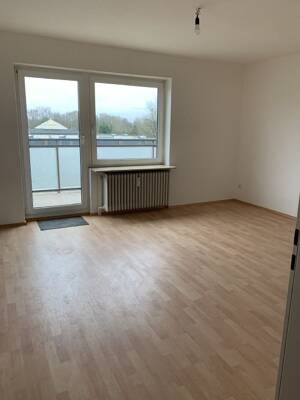 Schöne 1-Zimmer Wohnung 3.OG Mitte mit Balkon in Hamburg-Wandsbek – 22047 Hamburg – Vorschaubild 3