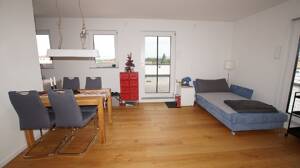 Neuwertige 2 Zimmer-Penthouse-Wohnung mit großer Dachterrasse – 94315 Straubing – Vorschaubild 1
