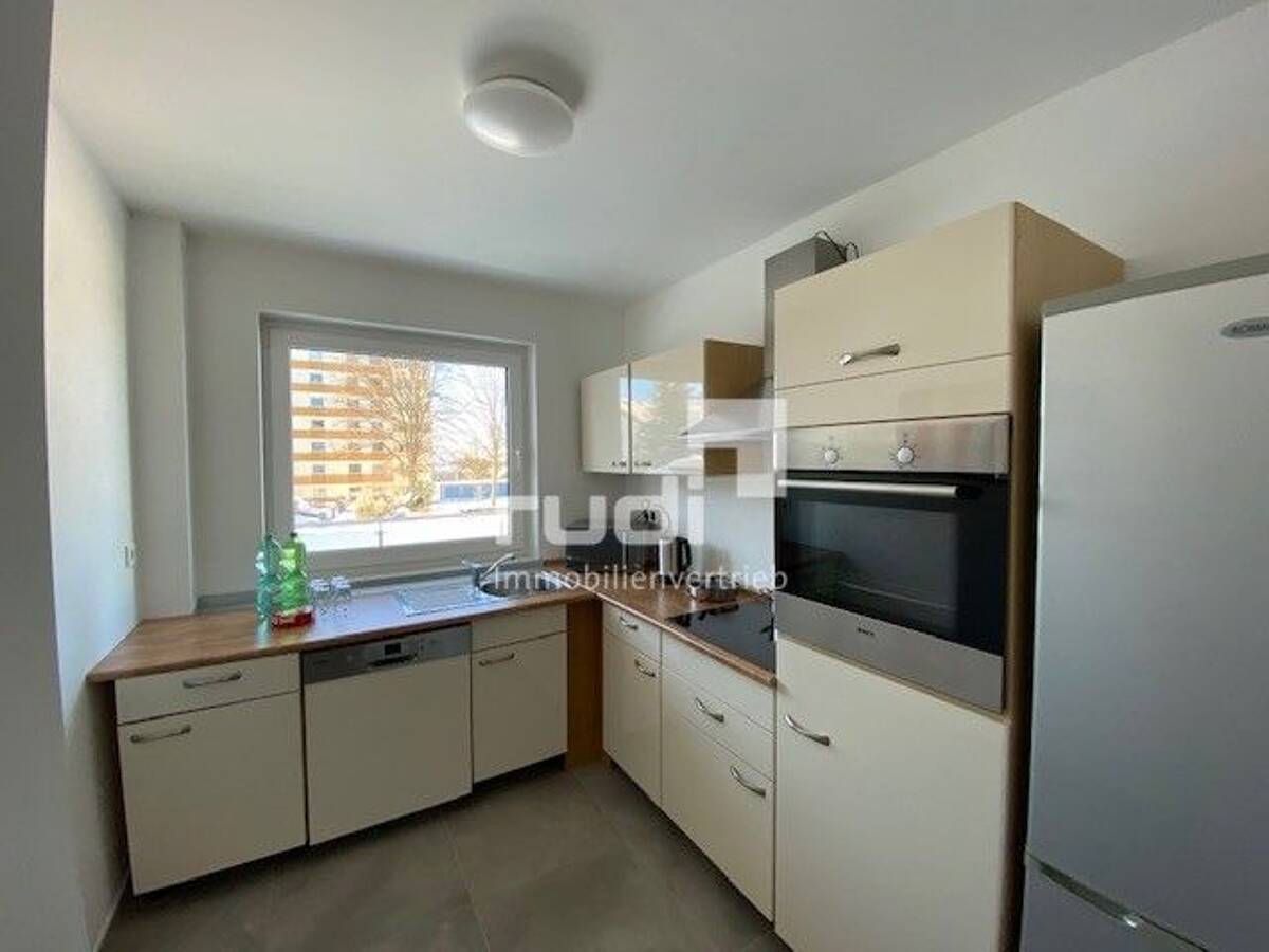 3er- WG-Wohnung mit Balkon in unmittelbarer Uni-Nähe! – 33098 Paderborn – Bild 1 von 9