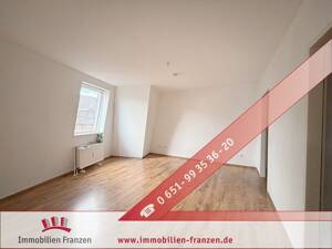 Zentrumsnahes Wohnen: 2-Zimmer-Wohnung mit Tiefgaragenstellplatz
