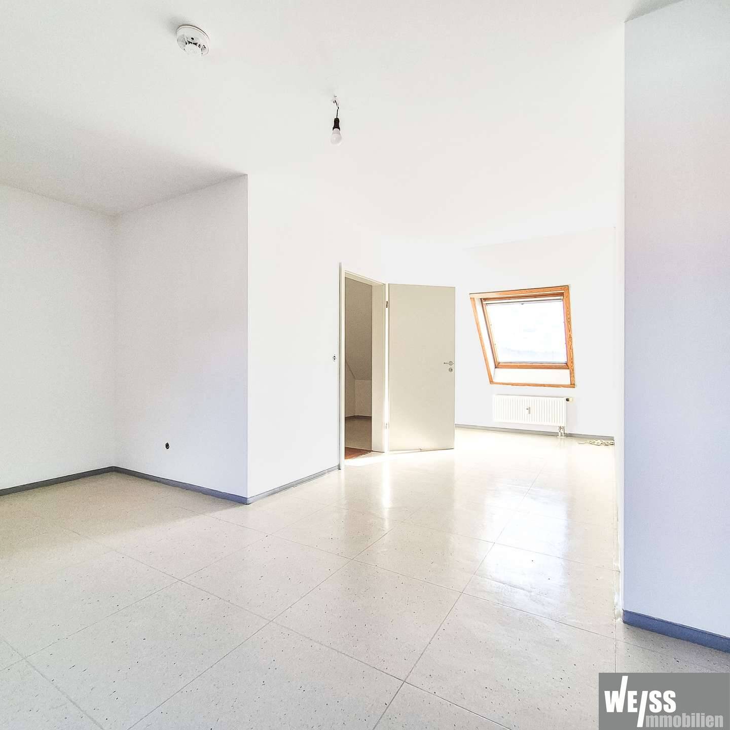+++ RESERVIERT +++ Leerstehende 3-Zimmer Wohnung mit großem Potenzial – Würzburg – Vorschaubild 7