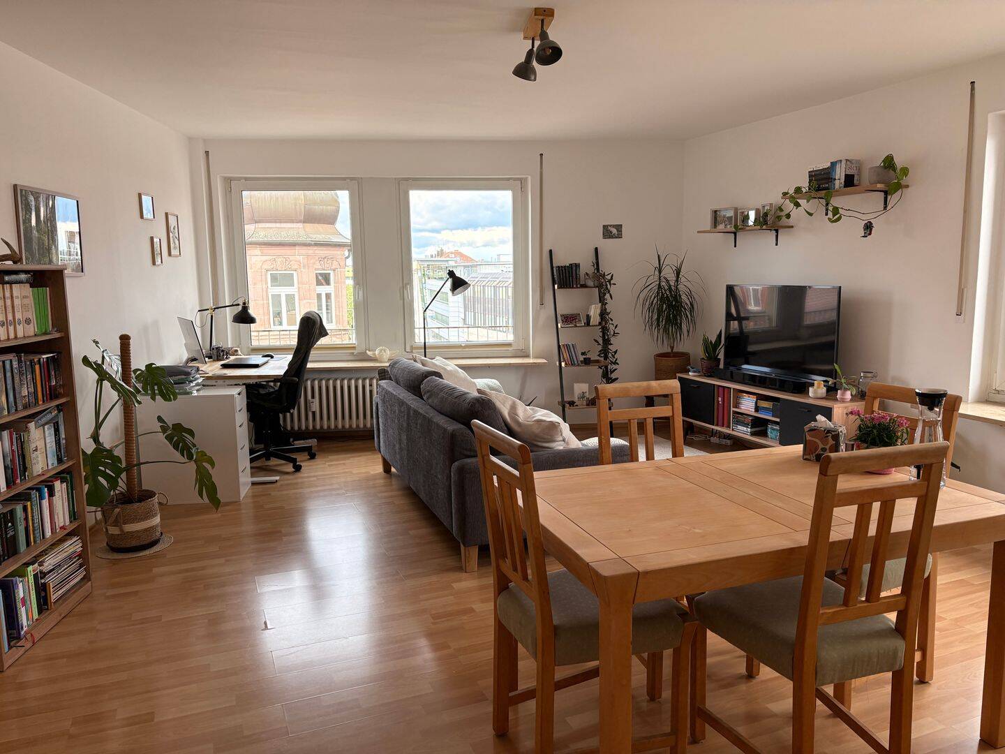 Großzügige, renovierte 2-Zimmer-Wohnung mit Einbauküche in Nürnberg - Rennweg – Nürnberg – Vorschaubild 5